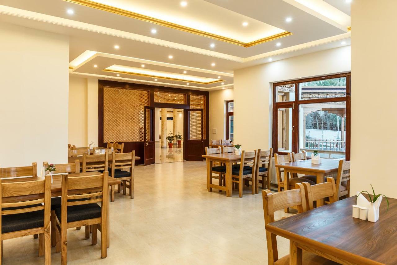 Hotel Leh Plaza Luaran gambar