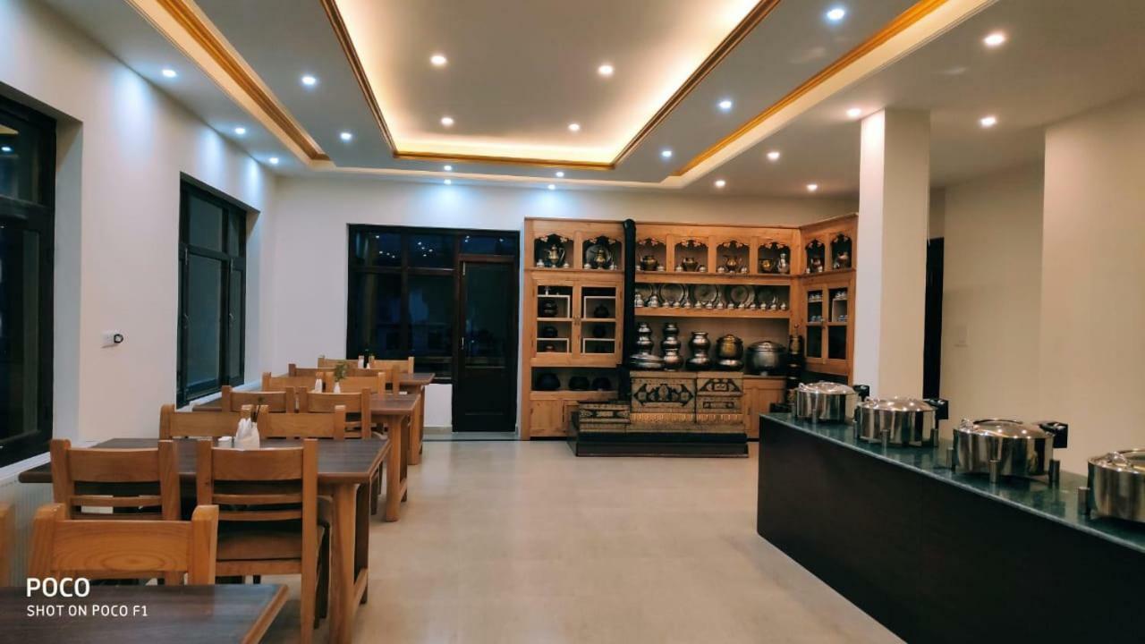 Hotel Leh Plaza Luaran gambar