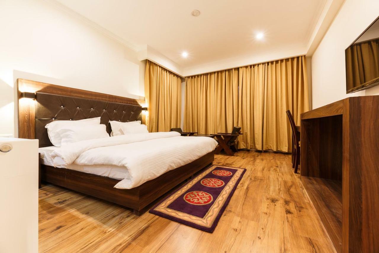 Hotel Leh Plaza Luaran gambar